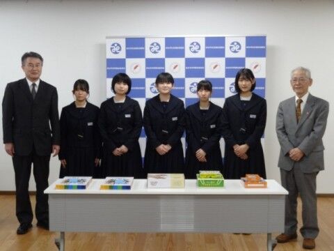 新湊中学校生徒会さま